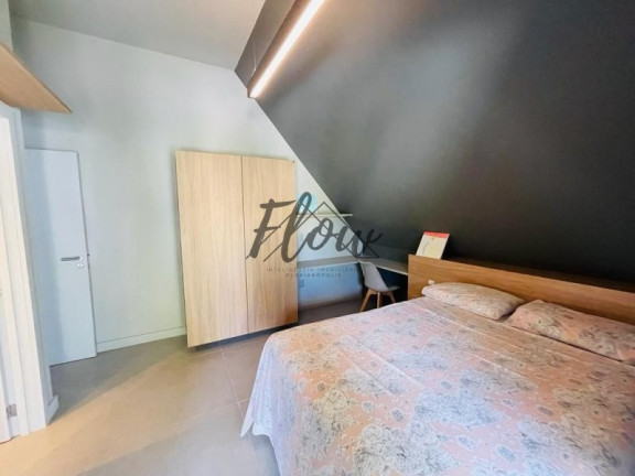Imagem Casa com 8 Quartos à Venda, 700 m² em Cachoeira Do Bom Jesus - Florianópolis