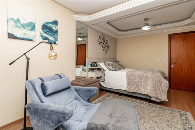 Imagem Casa com 3 Quartos à Venda, em Jardim Itu - Porto Alegre Imagem Casa com 3 Quartos à Venda, em Jardim Itu - Porto Alegre