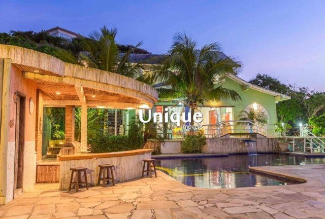 Imagem Casa com 5 Quartos à Venda, 650 m² em Ferradura - Armação Dos Búzios Imagem Casa com 5 Quartos à Venda, 650 m² em Ferradura - Armação Dos Búzios