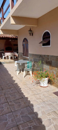 Imagem Casa com 7 Quartos à Venda, em Balneario - São Pedro Da Aldeia Imagem Casa com 7 Quartos à Venda, em Balneario - São Pedro Da Aldeia