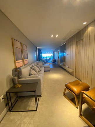 Imagem Apartamento com 4 Quartos à Venda, 284 m² em Barra Sul - Balneário Camboriú Imagem Apartamento com 4 Quartos à Venda, 284 m² em Barra Sul - Balneário Camboriú