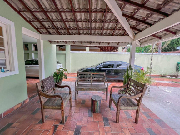Imagem Casa com 4 Quartos à Venda, 360 m² em Itaipu - Niterói Imagem Casa com 4 Quartos à Venda, 360 m² em Itaipu - Niterói