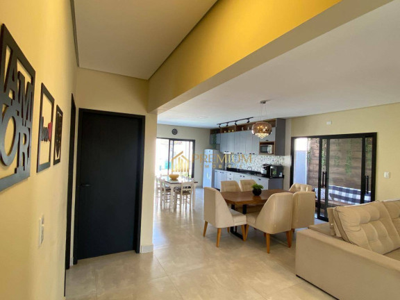 Imagem Casa com 4 Quartos à Venda, 179 m² em Pontal De Santa Marina - Caraguatatuba Imagem Casa com 4 Quartos à Venda, 179 m² em Pontal De Santa Marina - Caraguatatuba
