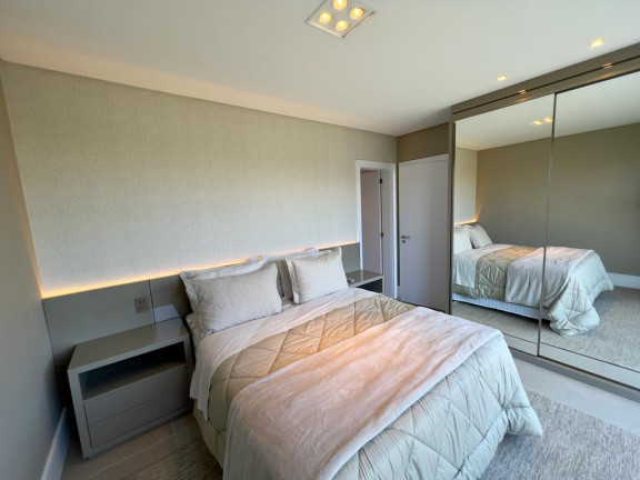 Imagem Sobrado com 5 Quartos à Venda, 420 m² em Remanso - Xangri-la
