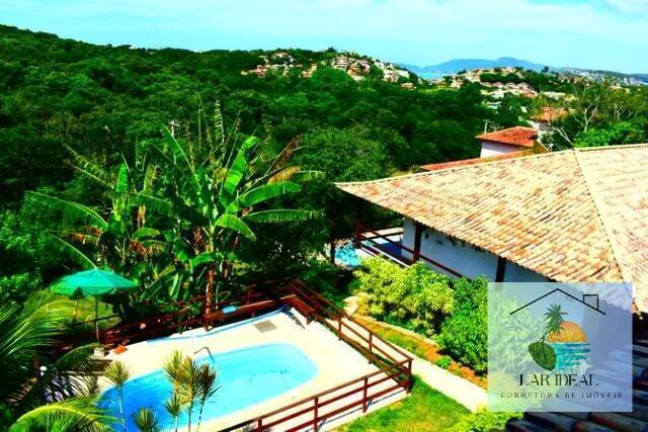 Casa à Venda, 2.400 m² em Alto De Búzios - Búzios