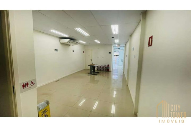 Imagem Sala Comercial à Venda, 194 m² em Vila Nova Conceição - São Paulo Imagem Sala Comercial à Venda, 194 m² em Vila Nova Conceição - São Paulo