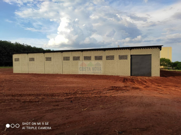 Imagem Terreno à Venda ou Locação, 30.000 m² Imagem Terreno à Venda ou Locação, 30.000 m²
