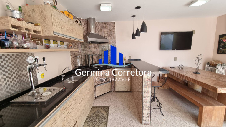 Imagem Casa com 4 Quartos à Venda, 215 m² em Suru - Santana De Parnaíba Imagem Casa com 4 Quartos à Venda, 215 m² em Suru - Santana De Parnaíba