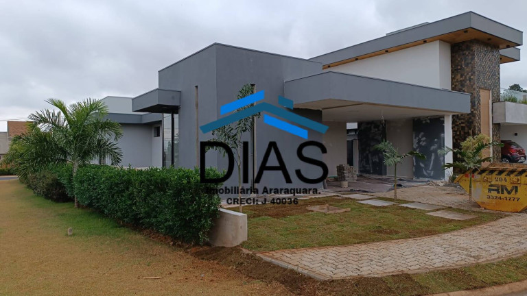 Imagem Casa com 3 Quartos à Venda, 324 m² em Jardim Botânico - Araraquara Imagem Casa com 3 Quartos à Venda, 324 m² em Jardim Botânico - Araraquara