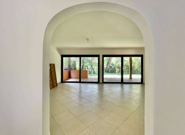Imagem Casa com 7 Quartos à Venda, 610 m² em Jardim Santa Paula - Cotia Imagem Casa com 7 Quartos à Venda, 610 m² em Jardim Santa Paula - Cotia