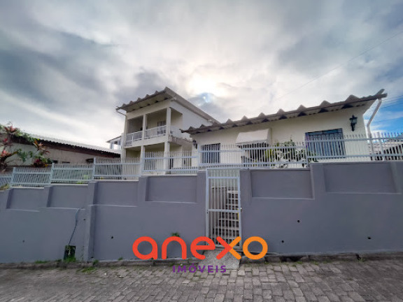 Imagem Casa com 5 Quartos à Venda, 350 m² em Velha - Blumenau Imagem Casa com 5 Quartos à Venda, 350 m² em Velha - Blumenau