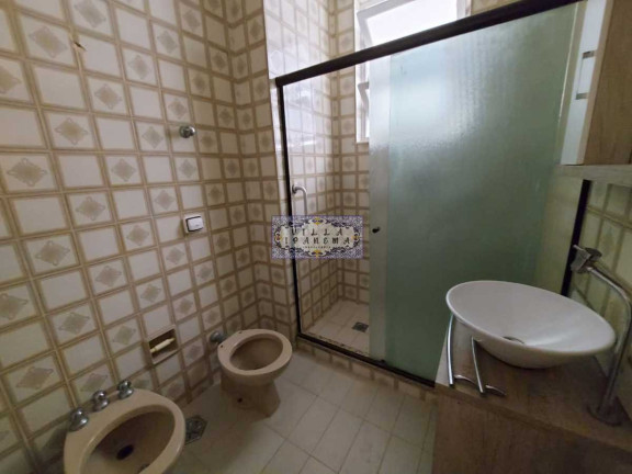 Imagem Apartamento com 2 Quartos à Venda, 70 m² em Copacabana - Rio De Janeiro Imagem Apartamento com 2 Quartos à Venda, 70 m² em Copacabana - Rio De Janeiro