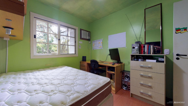 Imagem Sobrado com 3 Quartos à Venda, 221 m² em Tristeza - Porto Alegre