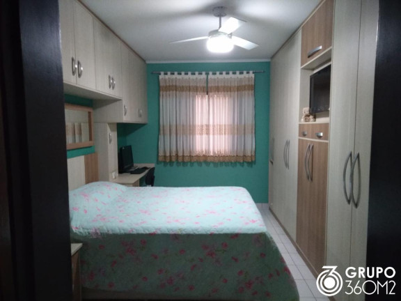 Imagem Casa com 2 Quartos à Venda, 257 m² em Vila Cecília Maria - Santo André Imagem Casa com 2 Quartos à Venda, 257 m² em Vila Cecília Maria - Santo André