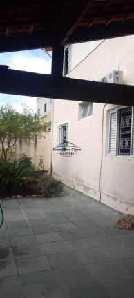 Imagem Sobrado com 6 Quartos à Venda, 273 m² em Beira Rio - Guaratinguetá Imagem Sobrado com 6 Quartos à Venda, 273 m² em Beira Rio - Guaratinguetá