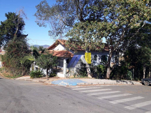 Imagem Casa com 3 Quartos para Alugar, 100 m² em Faisqueira - Pouso Alegre Imagem Casa com 3 Quartos para Alugar, 100 m² em Faisqueira - Pouso Alegre
