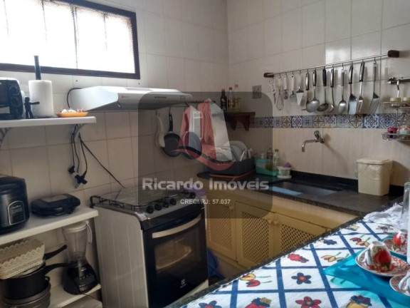 Imagem Imóvel com 4 Quartos à Venda, 475 m² em Peró - Cabo Frio