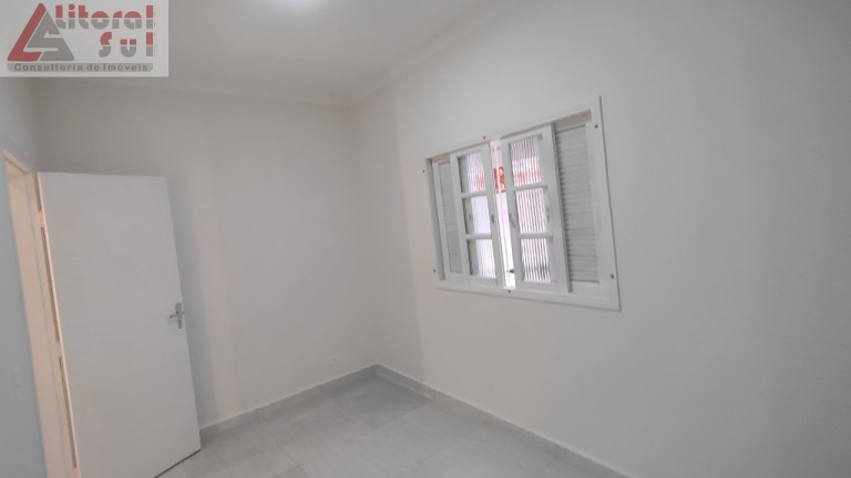 Imagem Casa com 2 Quartos à Venda, 48 m² em Maracanã - Praia Grande Imagem Casa com 2 Quartos à Venda, 48 m² em Maracanã - Praia Grande