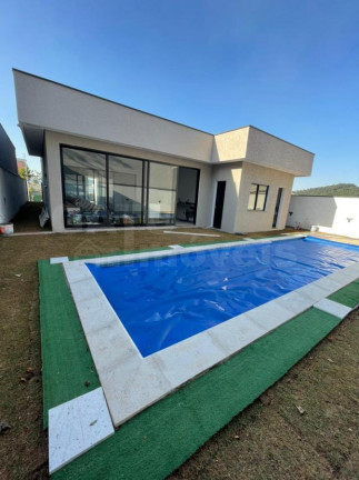 Imagem Casa com 3 Quartos à Venda, 320 m² em Tamboré - Santana De Parnaíba Imagem Casa com 3 Quartos à Venda, 320 m² em Tamboré - Santana De Parnaíba