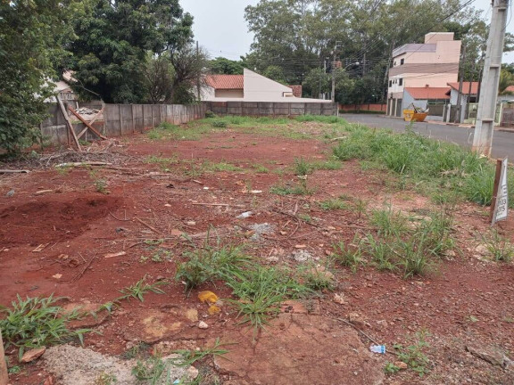Terreno à Venda, 553 m² em Centro - Arapongas