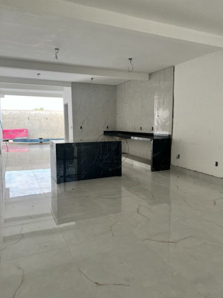 Imagem Casa com 3 Quartos à Venda, 240 m² em Setor Habitacional Arniqueira (águas Claras) - Brasília Imagem Casa com 3 Quartos à Venda, 240 m² em Setor Habitacional Arniqueira (águas Claras) - Brasília