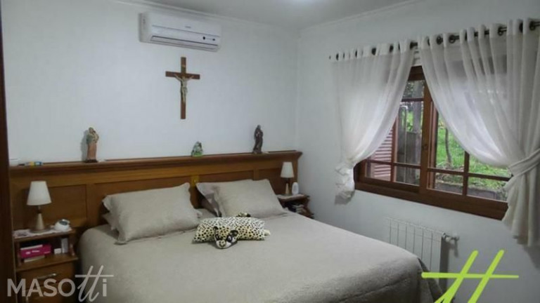 Imagem Casa com 5 Quartos à Venda, 330 m² em Centro - Gramado Imagem Casa com 5 Quartos à Venda, 330 m² em Centro - Gramado