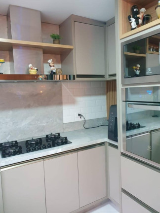 Imagem Sobrado com 3 Quartos à Venda, 182 m² em Xaxim - Curitiba
