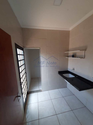 Imagem Casa com 3 Quartos à Venda, 250 m² em Jardim Veneza - Pirassununga