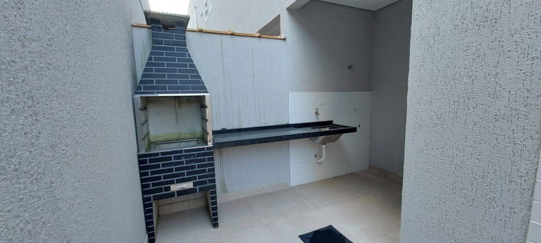 Imagem Casa com 2 Quartos à Venda, 70 m² em Pedreira - Mongaguá Imagem Casa com 2 Quartos à Venda, 70 m² em Pedreira - Mongaguá