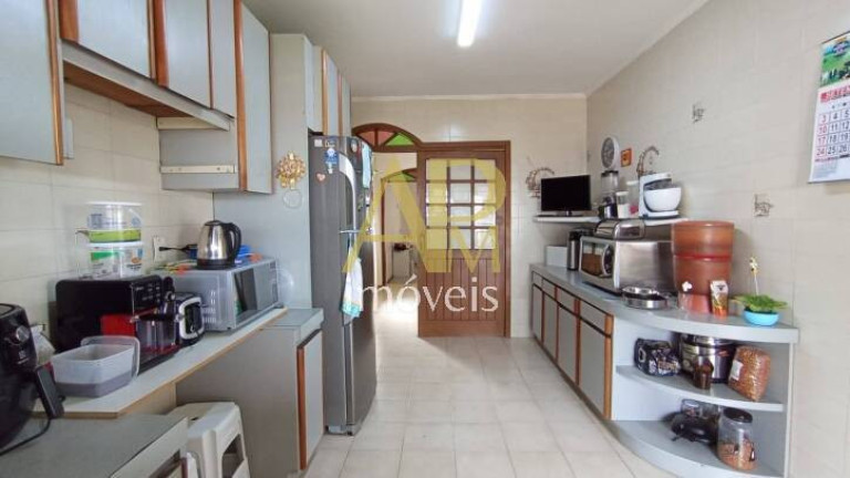 Imagem Casa com 4 Quartos à Venda, 648 m² em Jardim Janaína - Biguaçu Imagem Casa com 4 Quartos à Venda, 648 m² em Jardim Janaína - Biguaçu