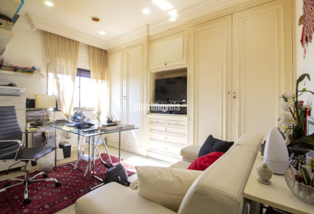 Imagem Apartamento com 4 Quartos à Venda, 268 m² em Morumbi - São Paulo Imagem Apartamento com 4 Quartos à Venda, 268 m² em Morumbi - São Paulo