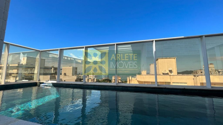 Imagem Cobertura com 3 Quartos à Venda, 157 m² em Mariscal - Bombinhas