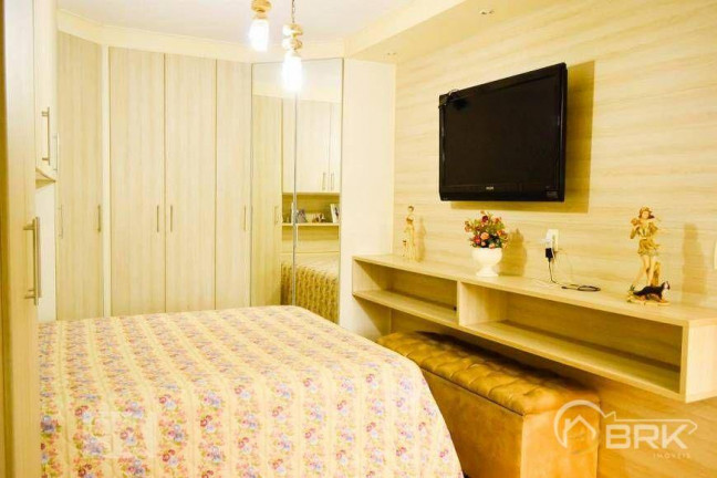 Imagem Sobrado com 6 Quartos à Venda, 300 m² em Itaquera - São Paulo Imagem Sobrado com 6 Quartos à Venda, 300 m² em Itaquera - São Paulo