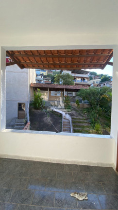 Imagem Casa com 4 Quartos à Venda, 220 m² Imagem Casa com 4 Quartos à Venda, 220 m²