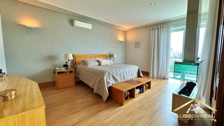 Imagem Casa de Condomínio com 4 Quartos à Venda, 1 m² em Alphaville - Santana De Parnaíba