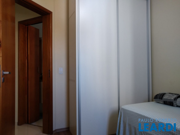 Imagem Cobertura com 2 Quartos à Venda, 70 m² em Vila Scarpelli - Santo André