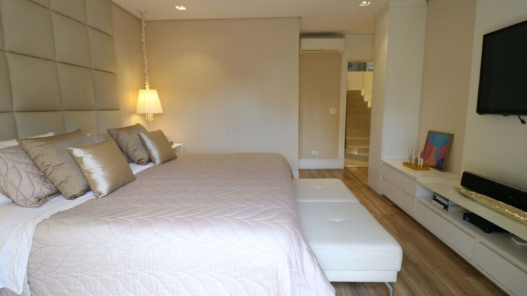 Imagem Casa com 4 Quartos à Venda, em Paraíso Do Morumbi - São Paulo Imagem Casa com 4 Quartos à Venda, em Paraíso Do Morumbi - São Paulo