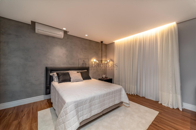 Imagem Apartamento com 4 Quartos à Venda, 282 m² em Pioneiros - Balneário Camboriú Imagem Apartamento com 4 Quartos à Venda, 282 m² em Pioneiros - Balneário Camboriú