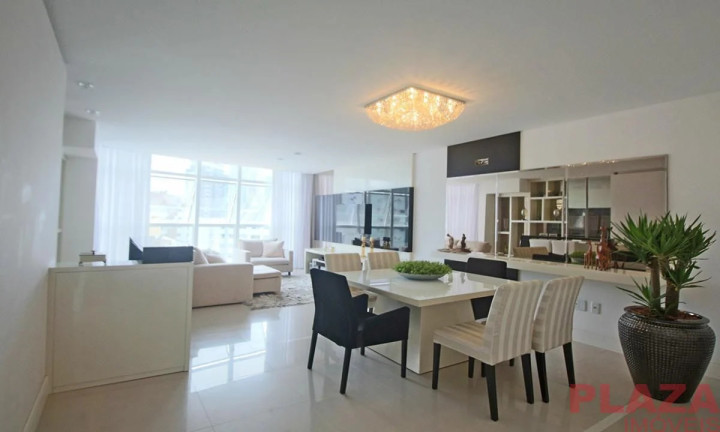 Imagem Apartamento com 3 Quartos à Venda, 132 m² em Centro - Balneário Camboriú Imagem Apartamento com 3 Quartos à Venda, 132 m² em Centro - Balneário Camboriú