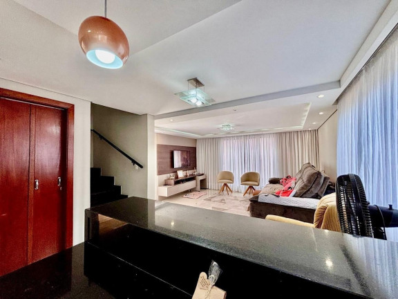 Imagem Casa com 3 Quartos à Venda, 165 m² em Boqueirão - Curitiba