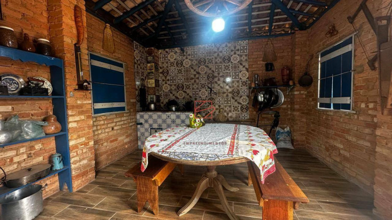 Imagem Casa com 2 Quartos à Venda, 220 m² em Serrinha - Bragança Paulista Imagem Casa com 2 Quartos à Venda, 220 m² em Serrinha - Bragança Paulista