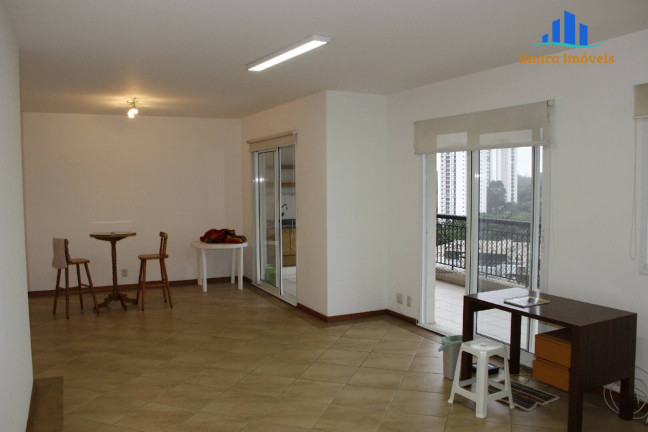 Apartamento com 4 Quartos para Alugar, 170 m² em Santo Amaro - São Paulo