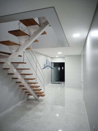 Imagem Sobrado com 2 Quartos à Venda, 96 m² em Iririú - Joinville