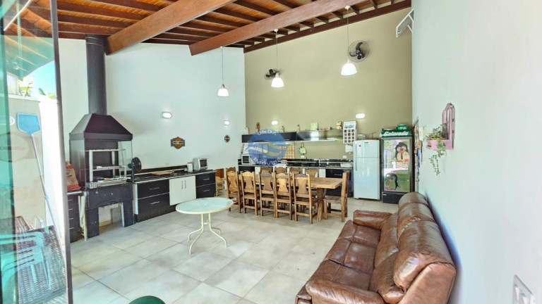 Imagem Casa com 3 Quartos à Venda, 900 m² em Girardelli - Monte Alegre Do Sul Imagem Casa com 3 Quartos à Venda, 900 m² em Girardelli - Monte Alegre Do Sul