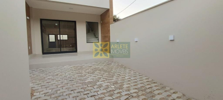 Imagem Casa com 2 Quartos à Venda, 140 m² em Bombas - Bombinhas Imagem Casa com 2 Quartos à Venda, 140 m² em Bombas - Bombinhas