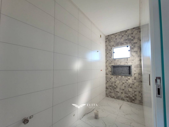 Imagem Sobrado com 3 Quartos à Venda, 100 m² em Centro - Barra Velha