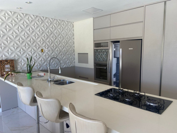 Imagem Sobrado com 2 Quartos à Venda, 280 m² em Centro - Camboriú