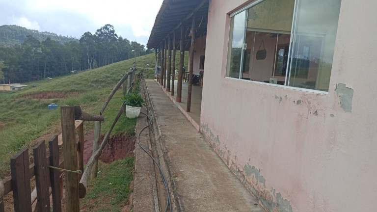 Imagem Chácara com 4 Quartos à Venda, 500 m² em Centro - Paraibuna Imagem Chácara com 4 Quartos à Venda, 500 m² em Centro - Paraibuna