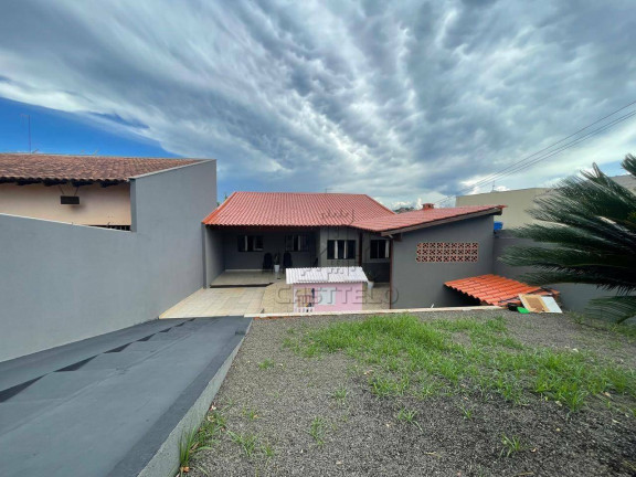 Casa com 3 Quartos à Venda, 100 m² em Parque Das Indústrias - Londrina