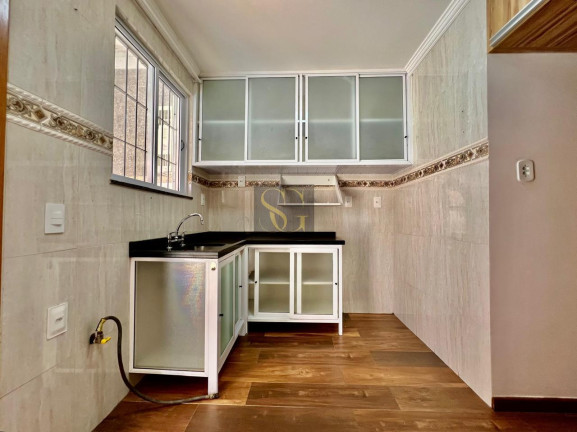 Imagem Casa de Condomínio com 3 Quartos à Venda, 111 m² em Granja Guarani - Teresópolis